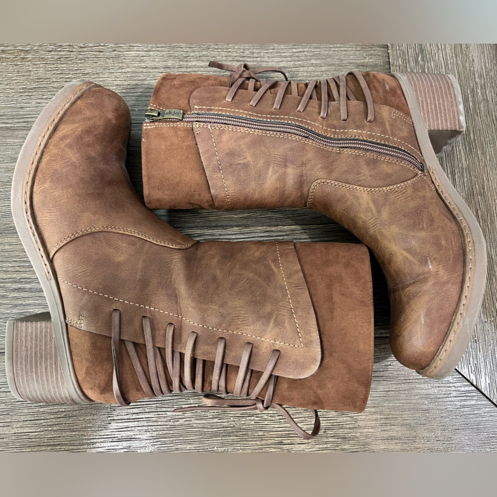 Limelight Womens Mid-Calf Boots - Size 10